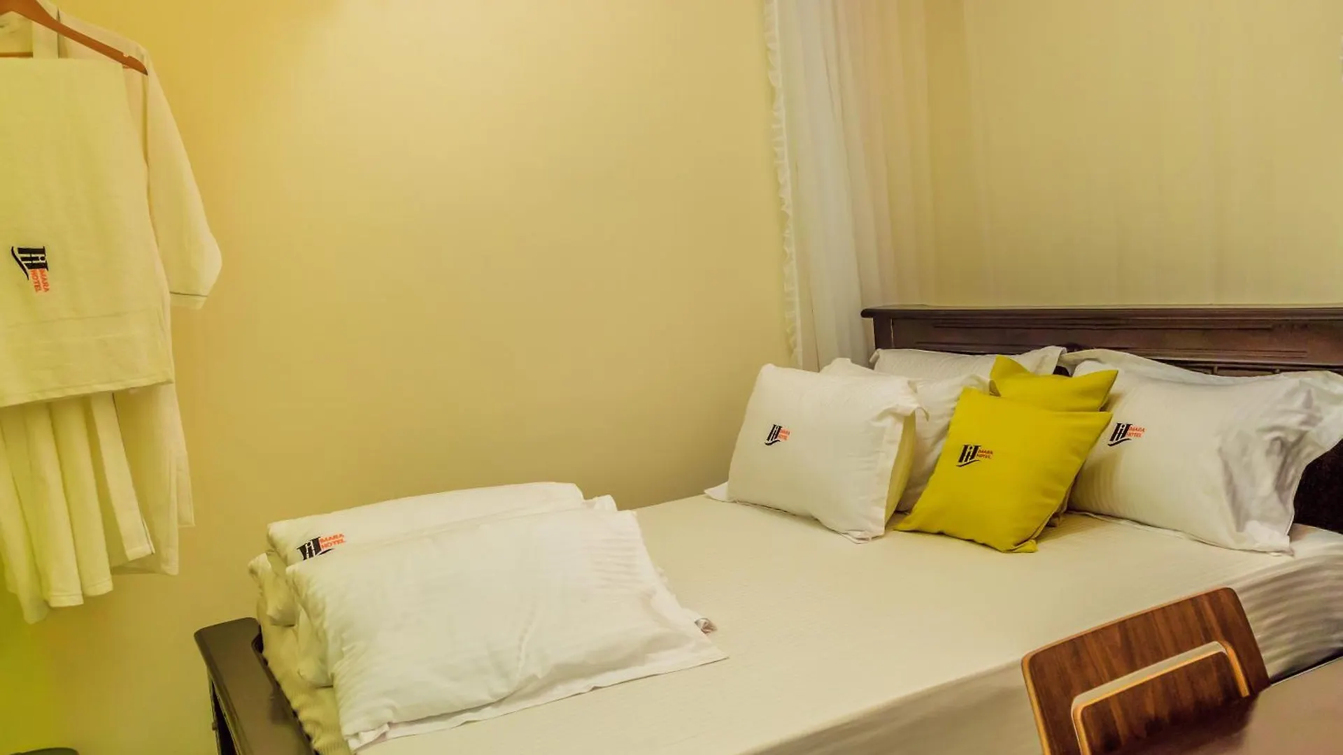 ホテル Imara Hotel, Kyengera Mugongo カンパラ